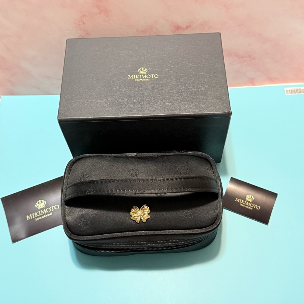 MIKIMOTO Cosmetics Pouch Elegant Travel Makeup Bag Fashion Accessories
